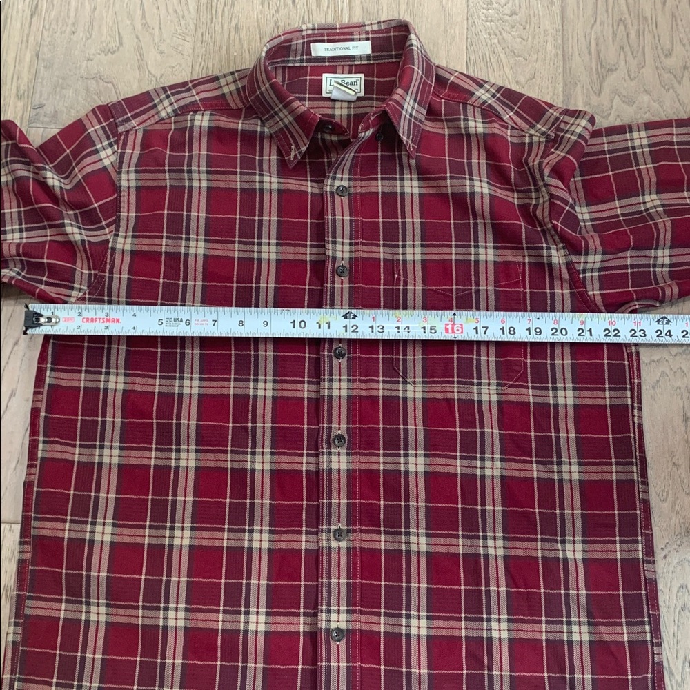 L.L. Bean Wicked Good Flannel Shirt, Traditional Fit Size Medium - Picture 4 of 10